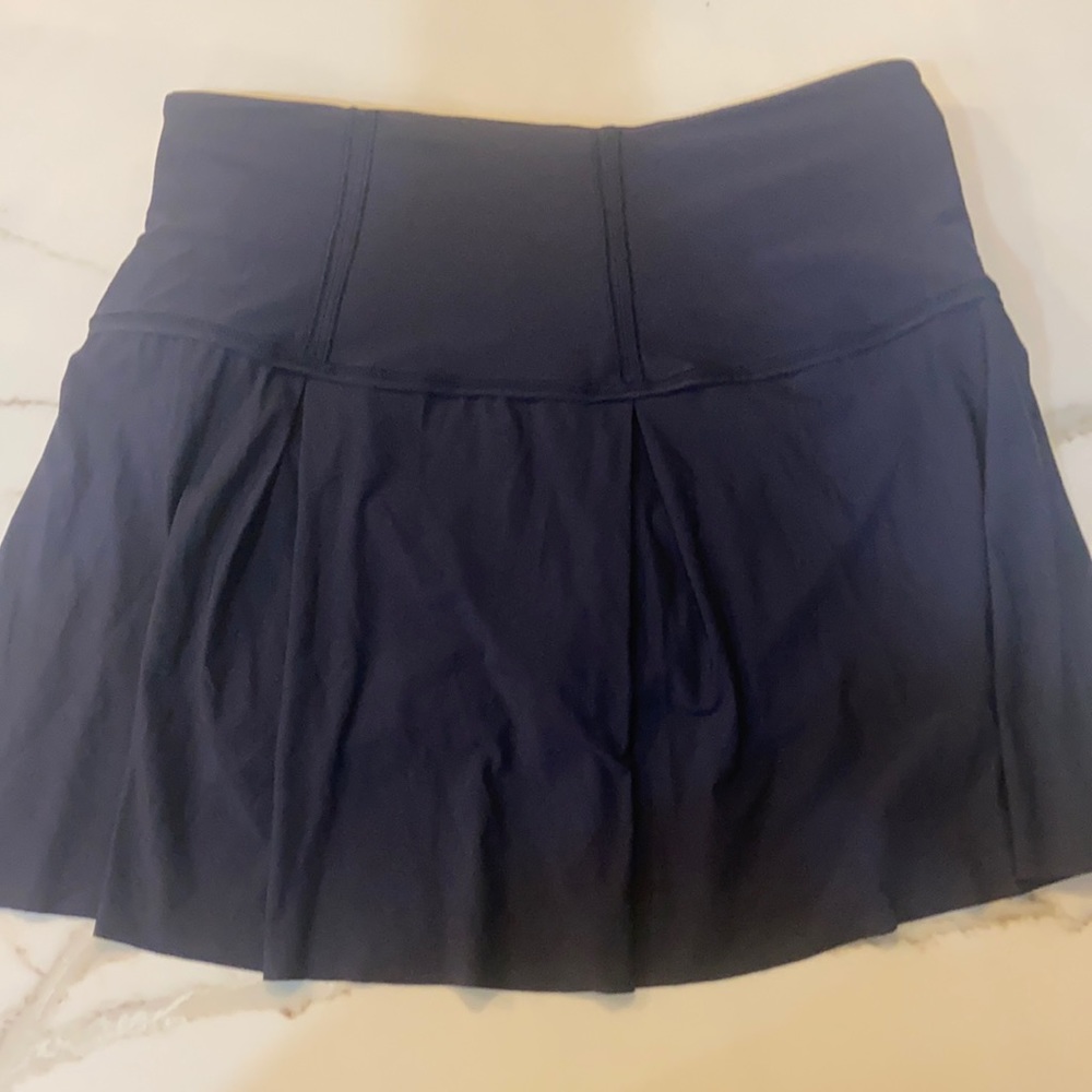 Lululemon skort size 6🍋 in excellent condition